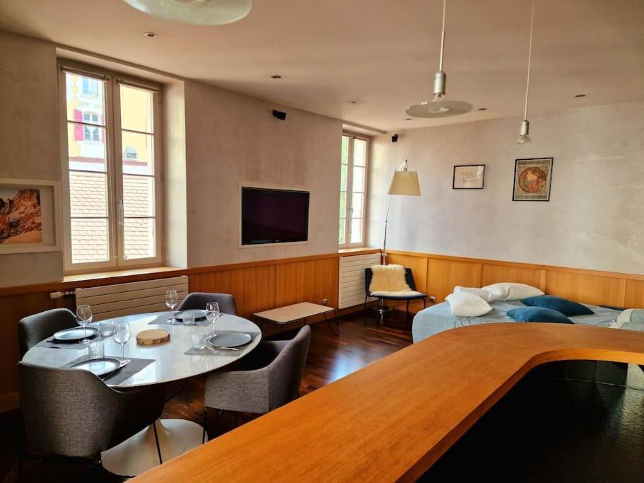 Appartement Annecy Centre Historique Parking Inclus Exterior photo